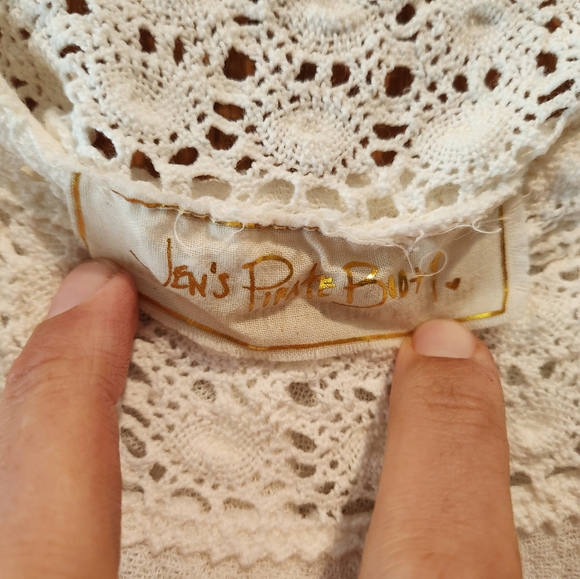 Jens pirate booty blouse/tunic - Picture 2 of 3